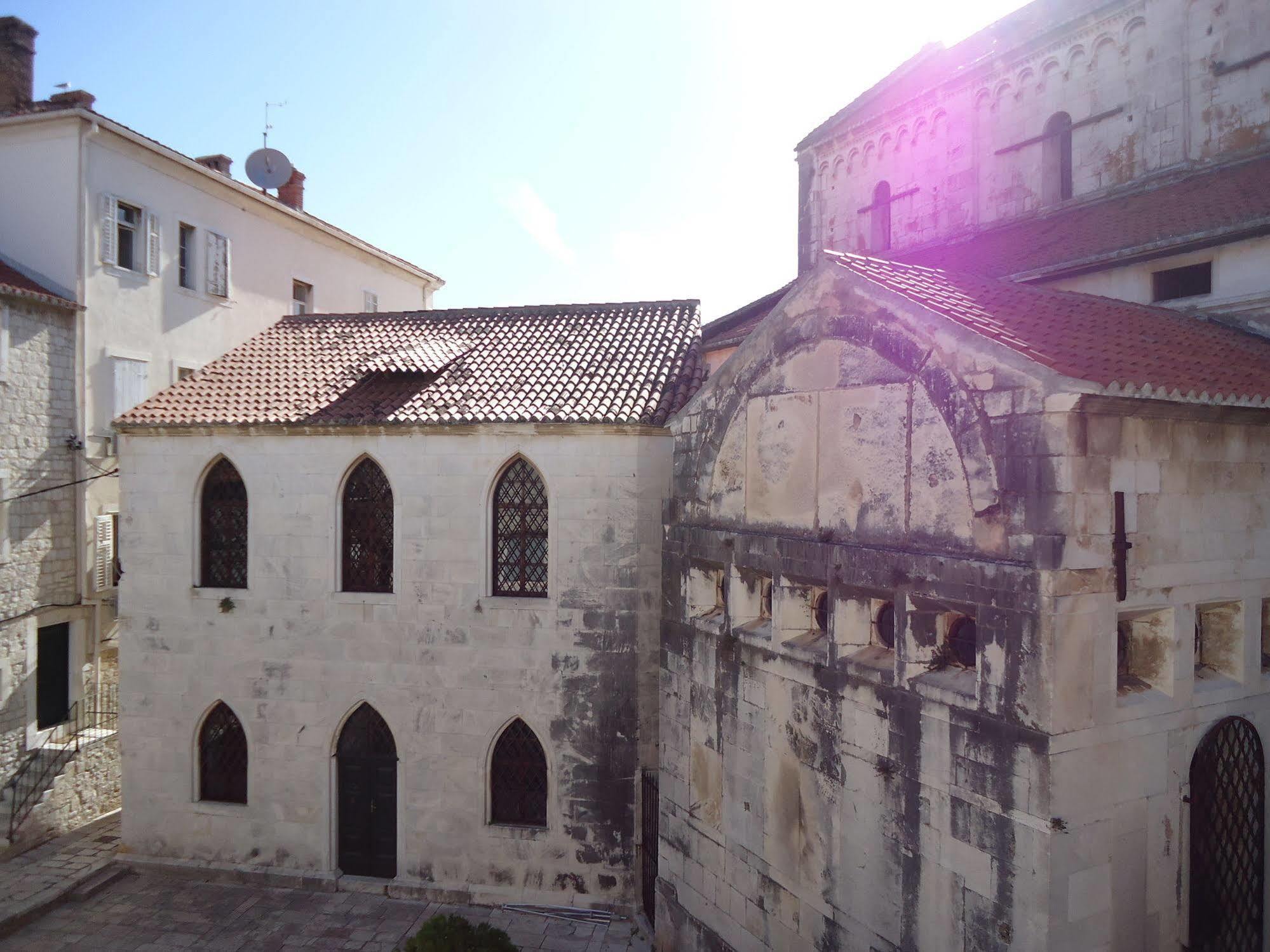 Vanjaka Bed And Breakfast Trogir Buitenkant foto
